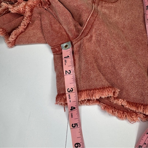 POL High Rise Distressed Denim Shorts Rust Red Size Large NWOT - Picture 9 of 9